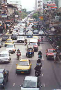 bangkok_traffic.jpg (123531 byte)